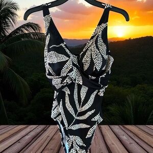 G by Giuliana Monochrome Leaf Print Swimsuit